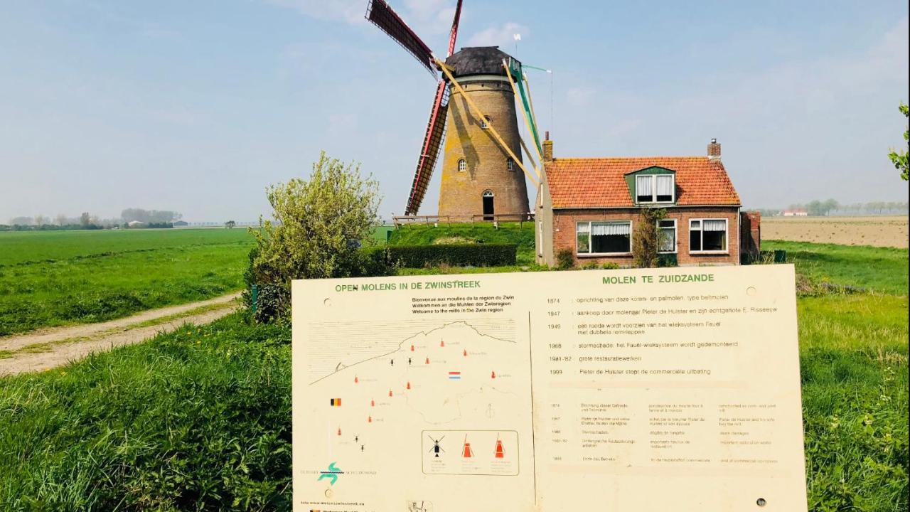 Bed and Breakfast Slapen Bij De Zeeuwse Lala IJzendijke Екстер'єр фото