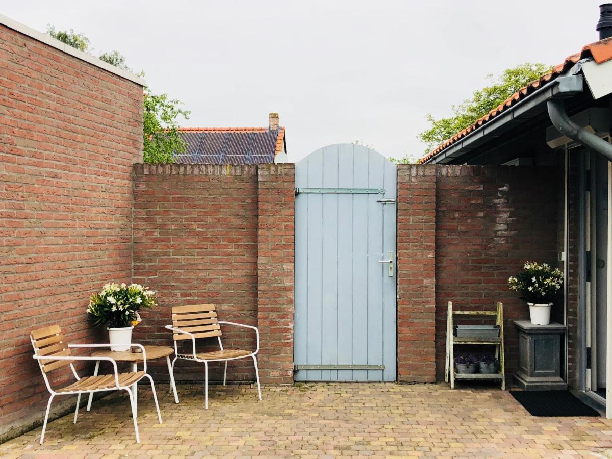 Bed and Breakfast Slapen Bij De Zeeuwse Lala IJzendijke Екстер'єр фото